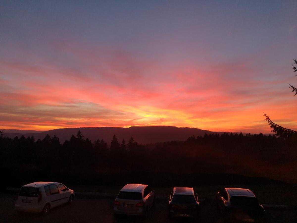 Hotel Schoene Aussicht มาสเซอร์แบร์ก ภายนอก รูปภาพ