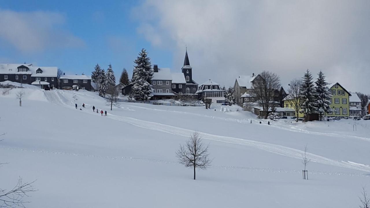 Hotel Schoene Aussicht มาสเซอร์แบร์ก ภายนอก รูปภาพ