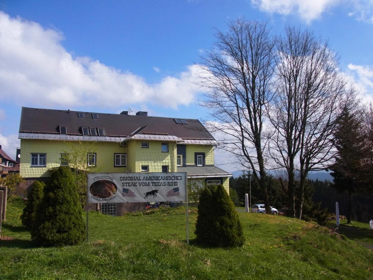 Hotel Schoene Aussicht มาสเซอร์แบร์ก ภายนอก รูปภาพ