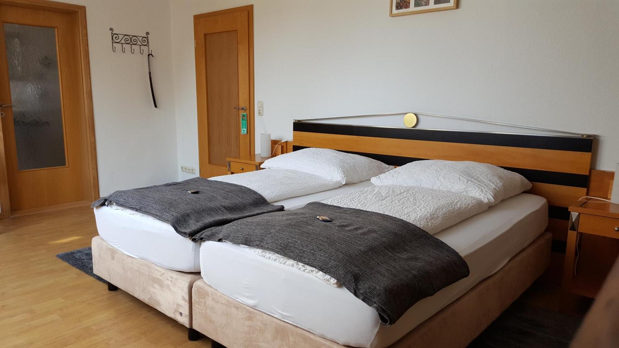 Hotel Schoene Aussicht มาสเซอร์แบร์ก ห้อง รูปภาพ